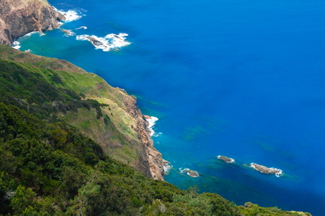 Steilküste auf Madeira.